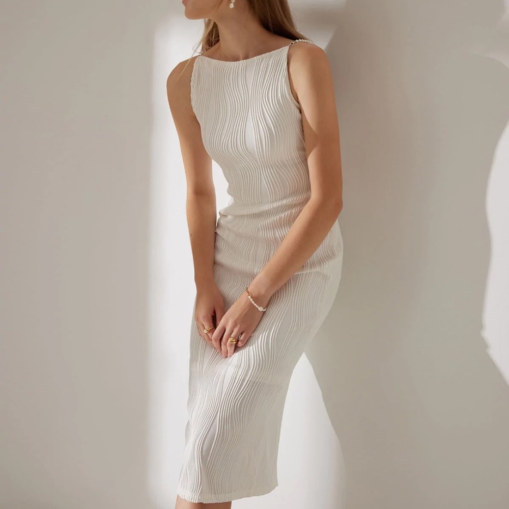 Rihoas White Ribbed/Pearl Dress